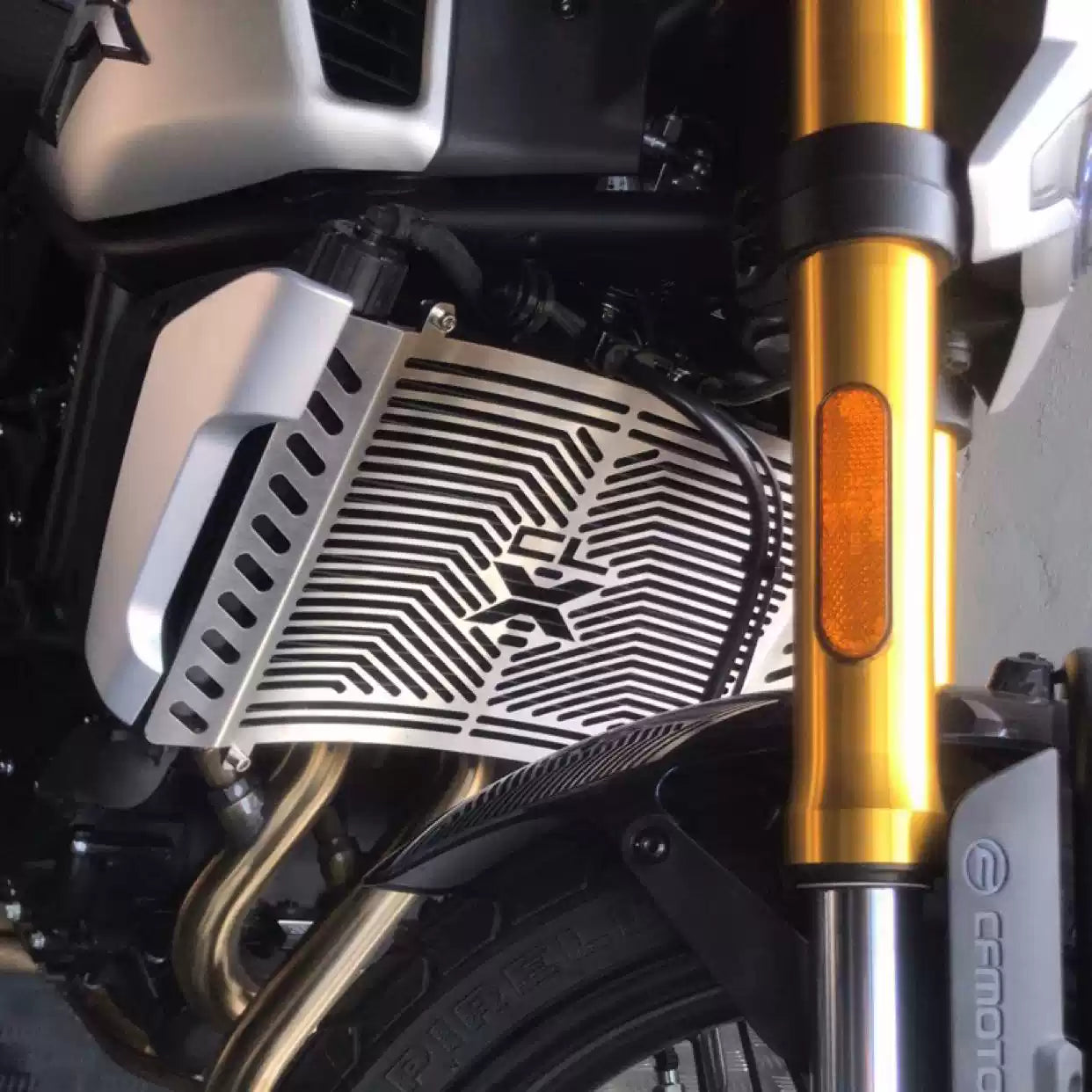 Grille protection radiateur CF Moto 700CL X